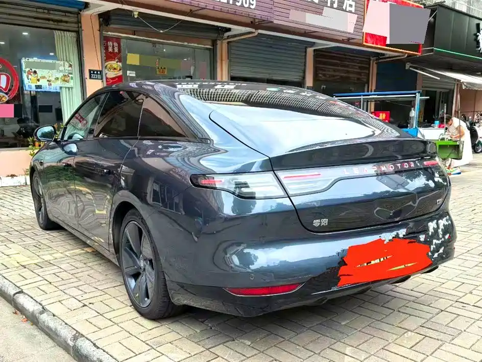 Leapmotor Leapmotor C01 — миниатюра 2