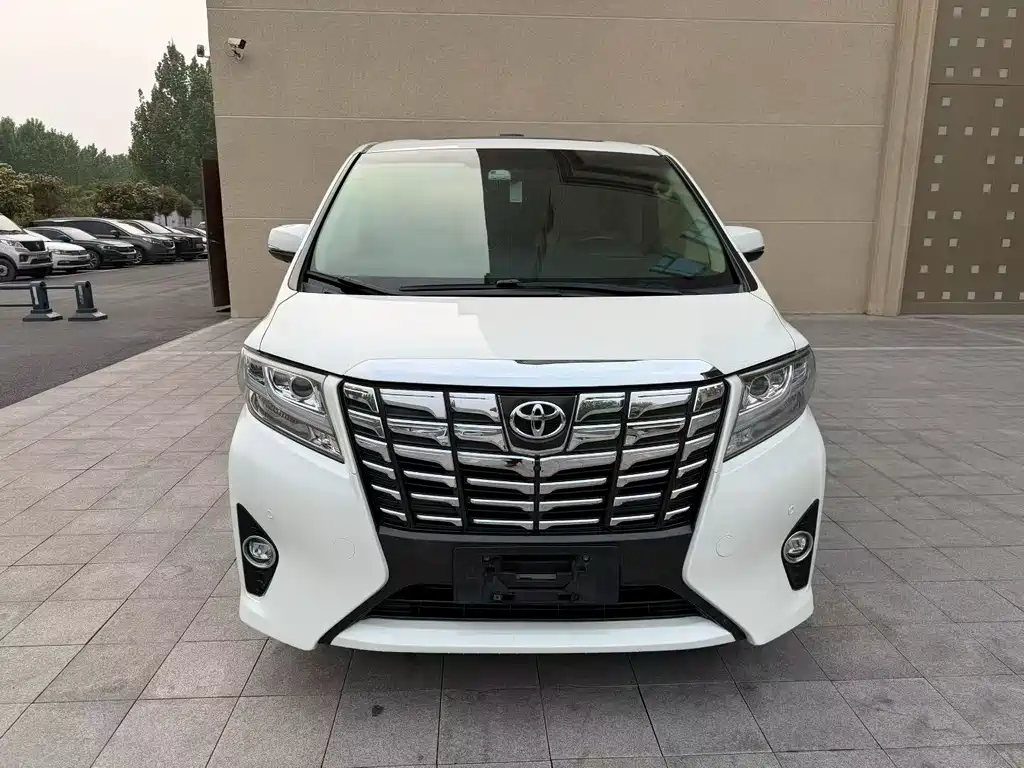 Toyota Alphard 2015 3.5L Luxury