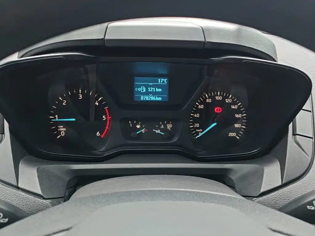 Ford Transit — миниатюра 12