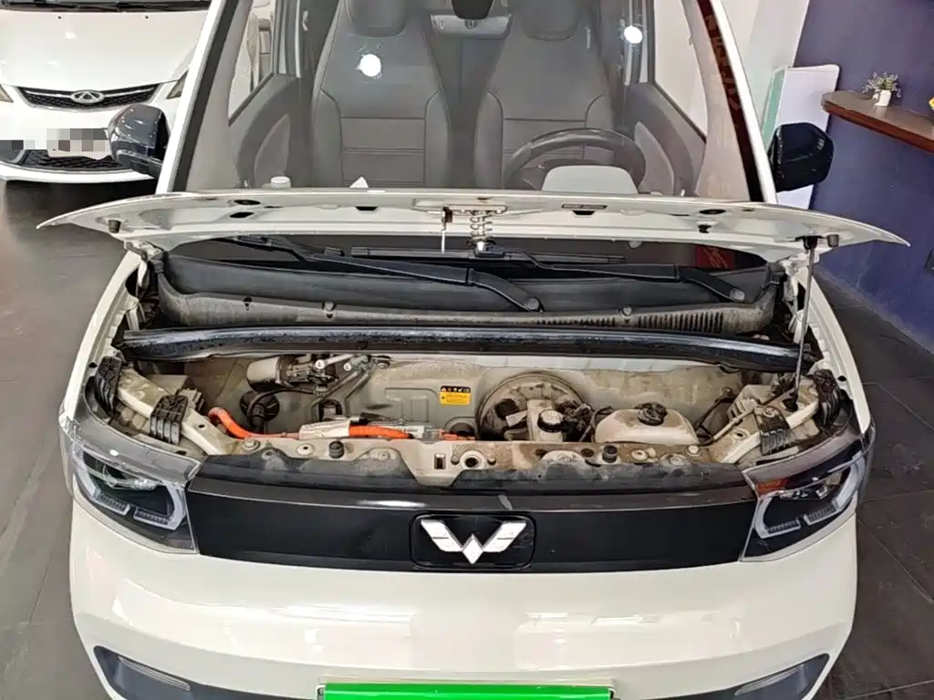 Wuling MINIEV — миниатюра 20