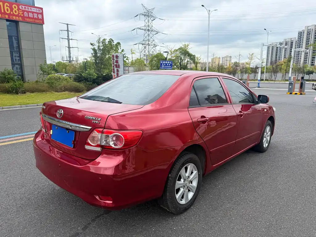 Toyota Corolla — миниатюра 6