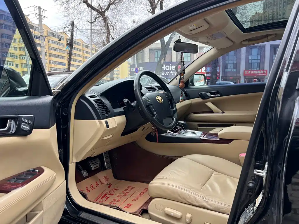 Toyota Reiz — миниатюра 7
