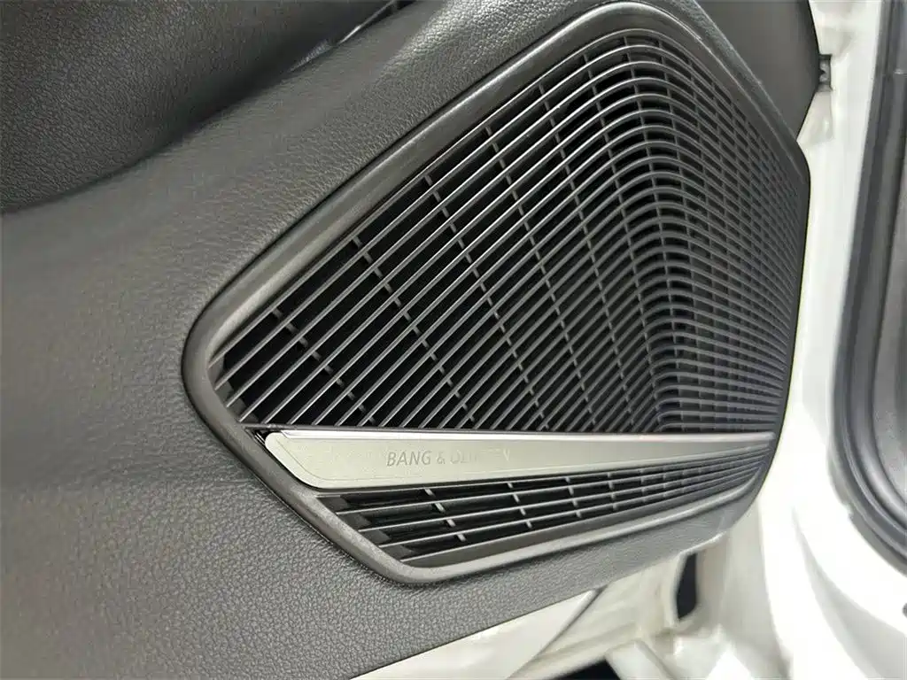 Audi A4L — миниатюра 15