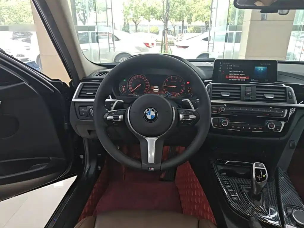 BMW 3 Series — миниатюра 11