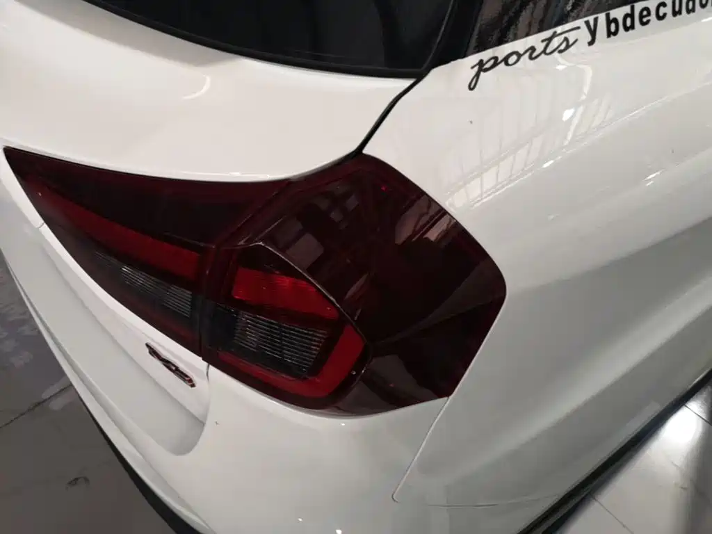 Geely Vision X3 — миниатюра 8