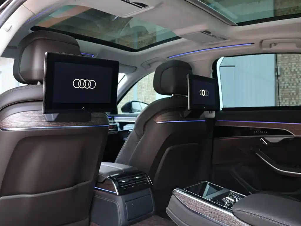 Audi A8 — миниатюра 12