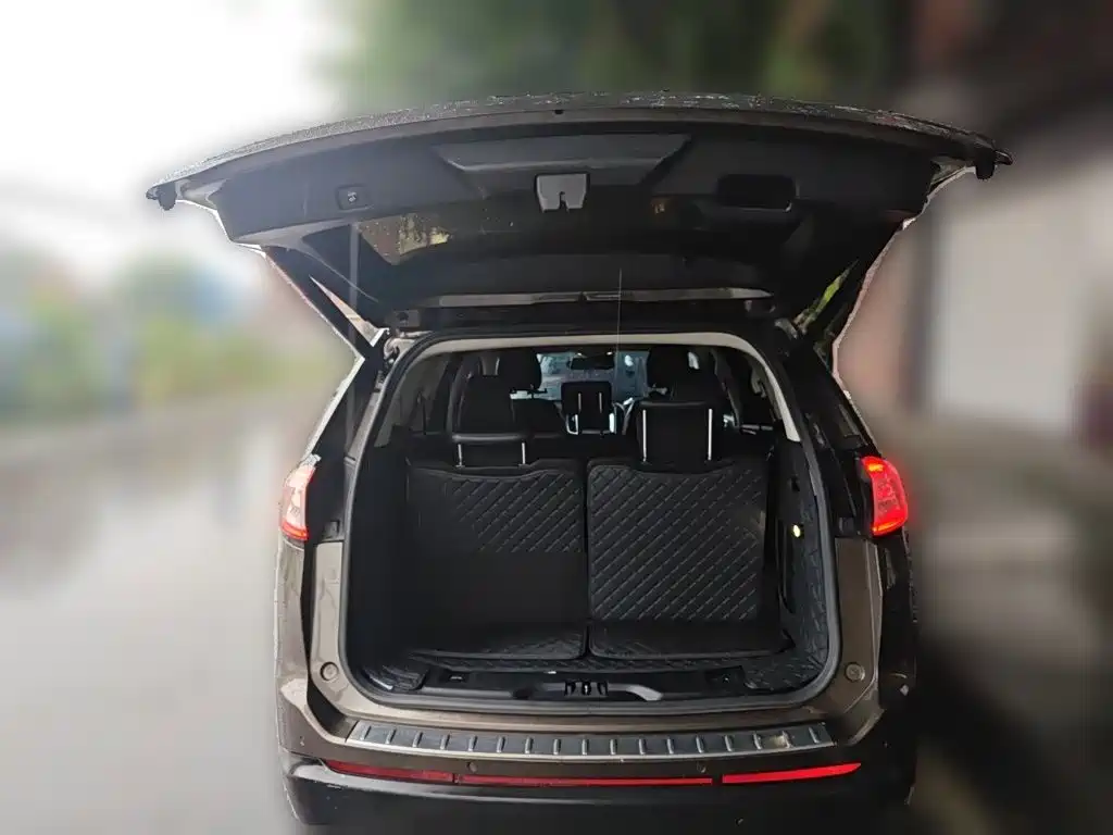 Ford Edge — миниатюра 15