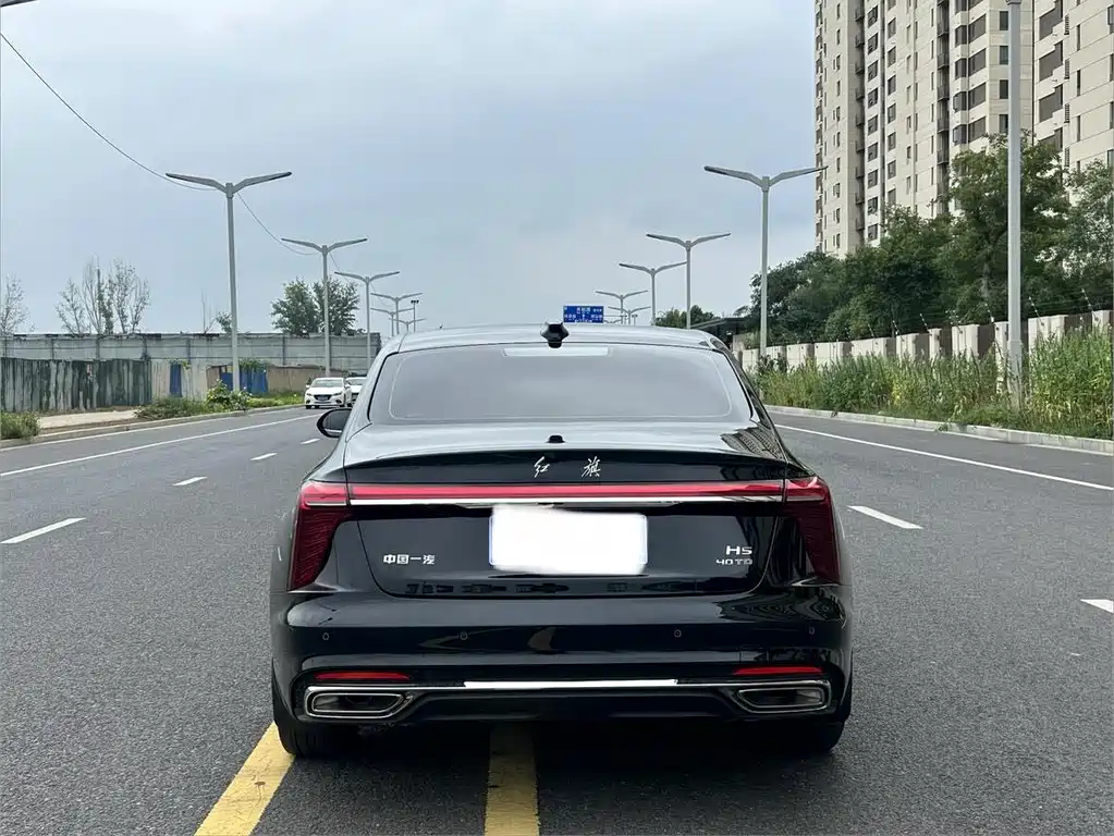 Hongqi Hongqi H5 — миниатюра 10