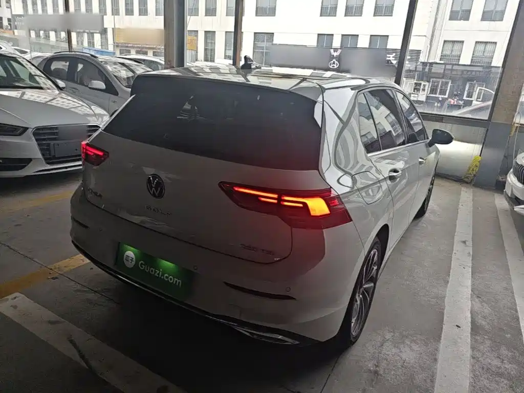 Volkswagen Golf — миниатюра 7