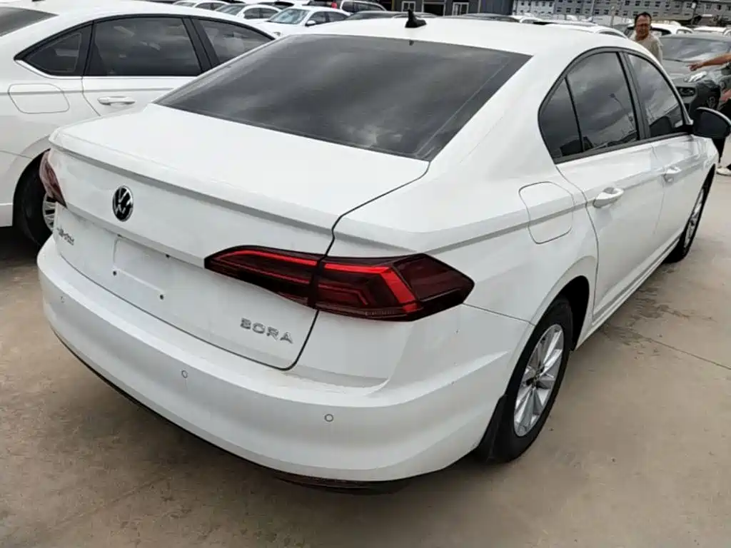 Volkswagen Bora — миниатюра 7