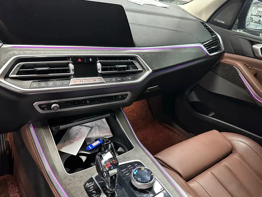 BMW X5 (Import) — миниатюра 6