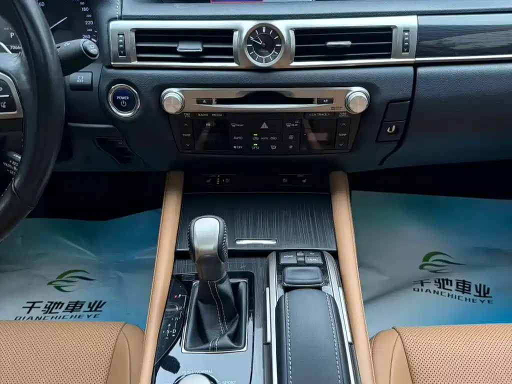 Lexus GS — миниатюра 14