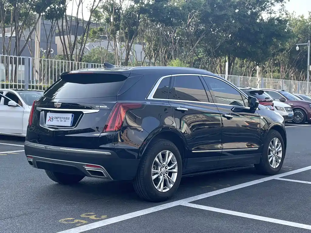Cadillac XT5 — миниатюра 3