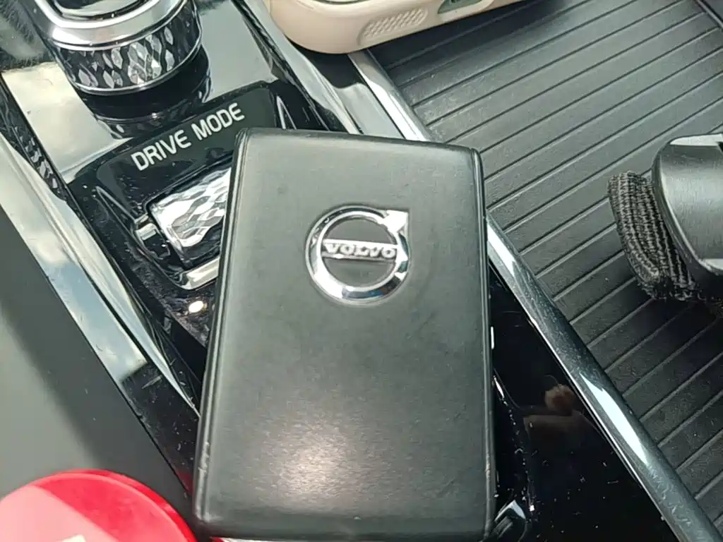 Volvo XC60 — миниатюра 9