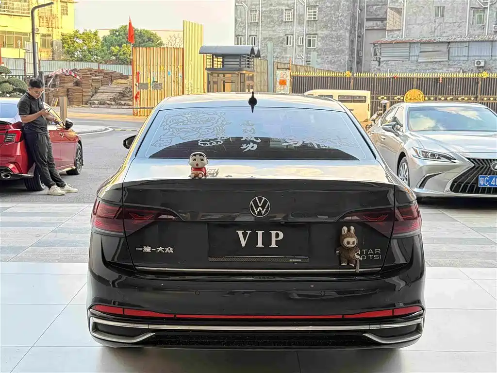 Volkswagen Sagitar — миниатюра 5