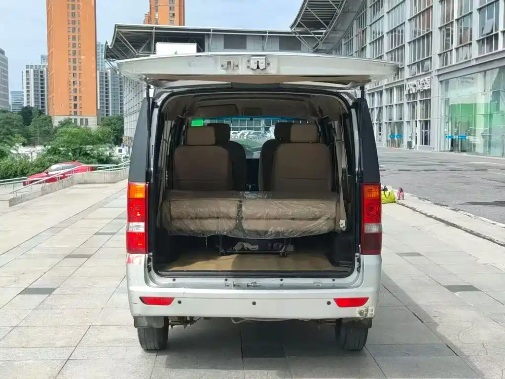 DFSK EC36 — миниатюра 6