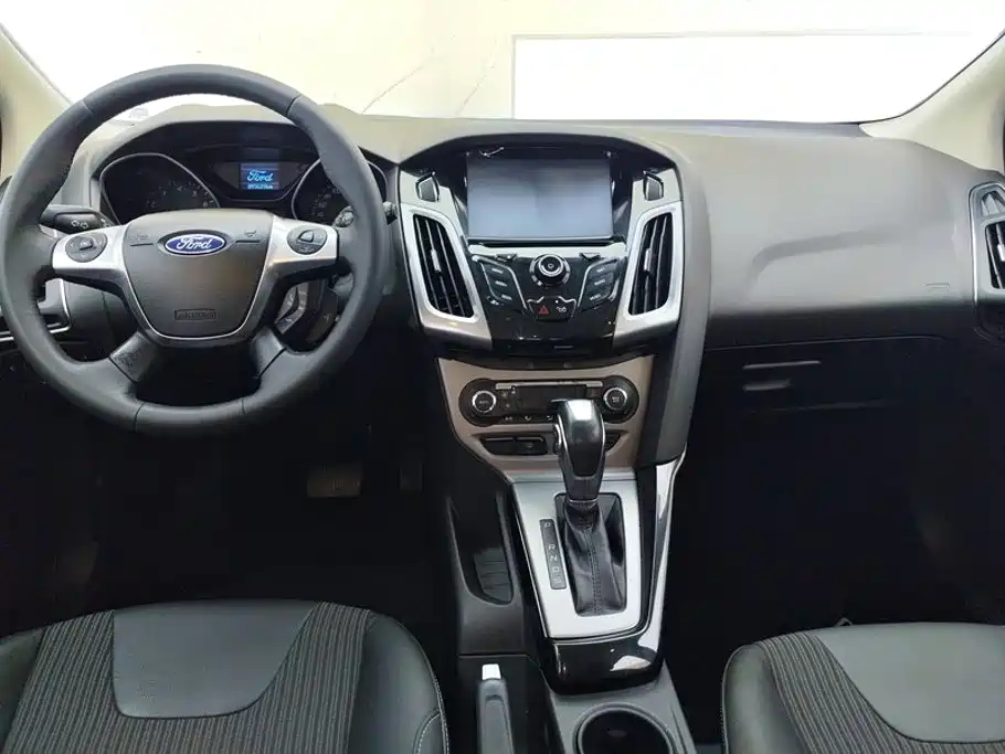 Ford Focus — миниатюра 12
