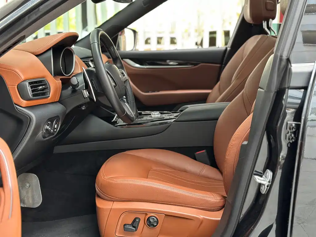 Maserati Levante — миниатюра 8