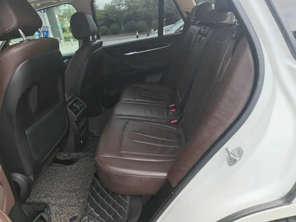 BMW X5 (Import) — миниатюра 17