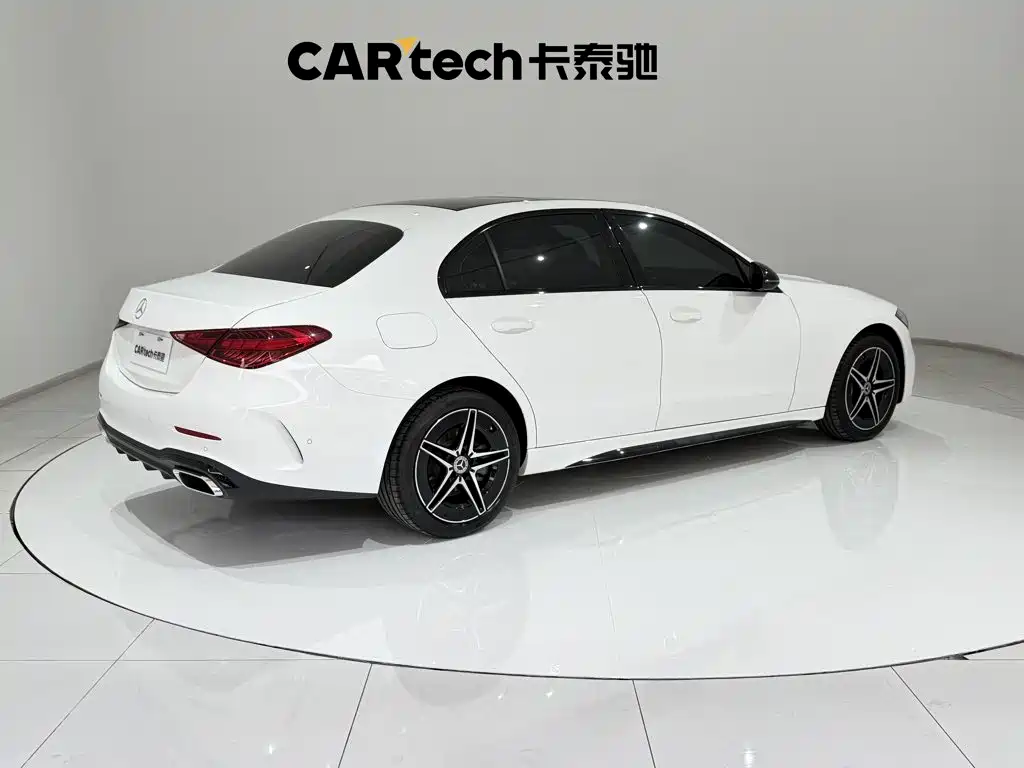 Mercedes-Benz C-Class — миниатюра 5