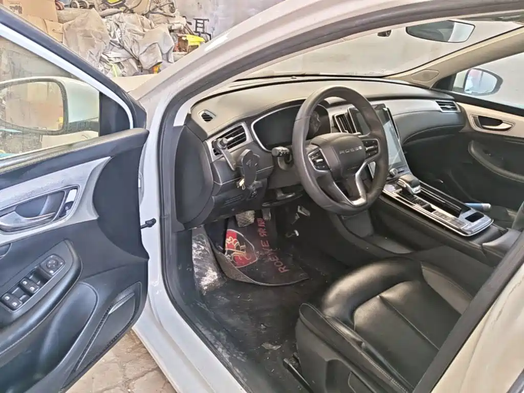 Roewe i6 MAX New Energy — миниатюра 16