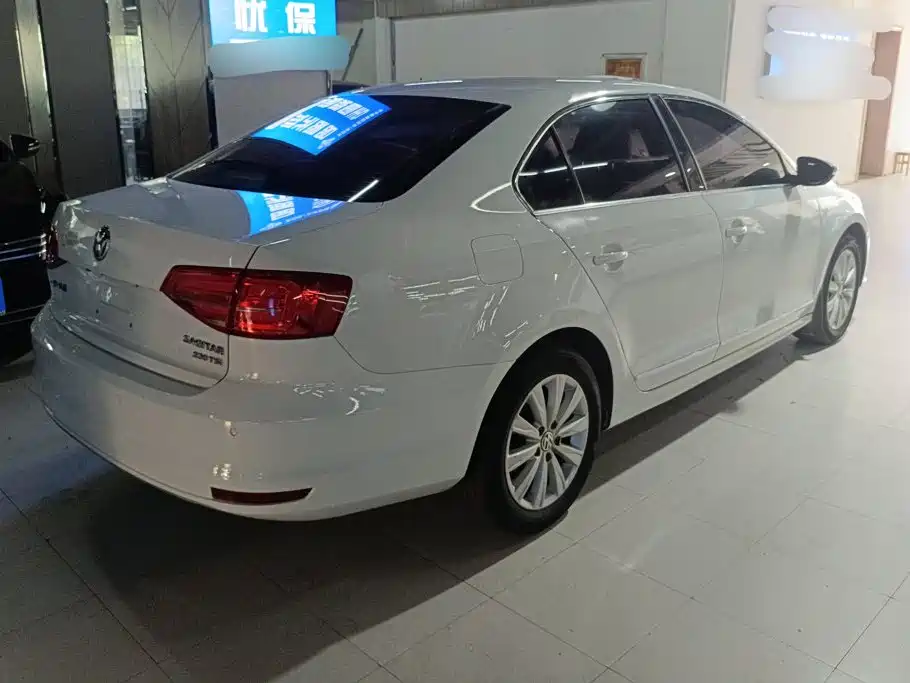 Volkswagen Sagitar — миниатюра 3