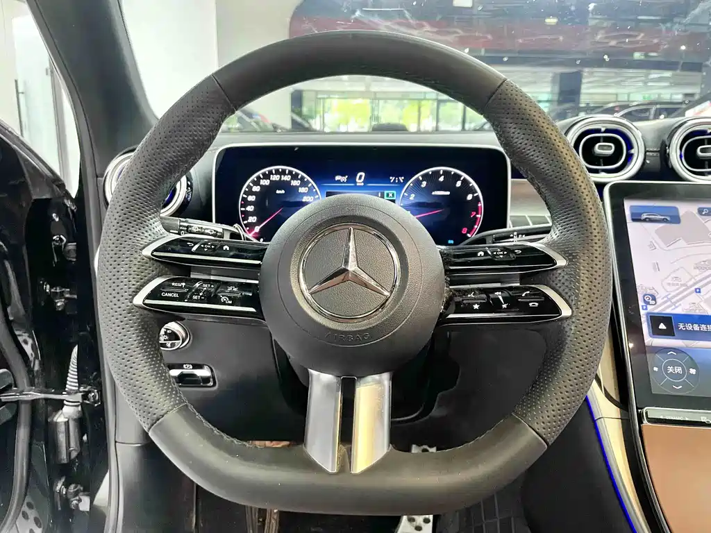 Mercedes-Benz GLC — миниатюра 14