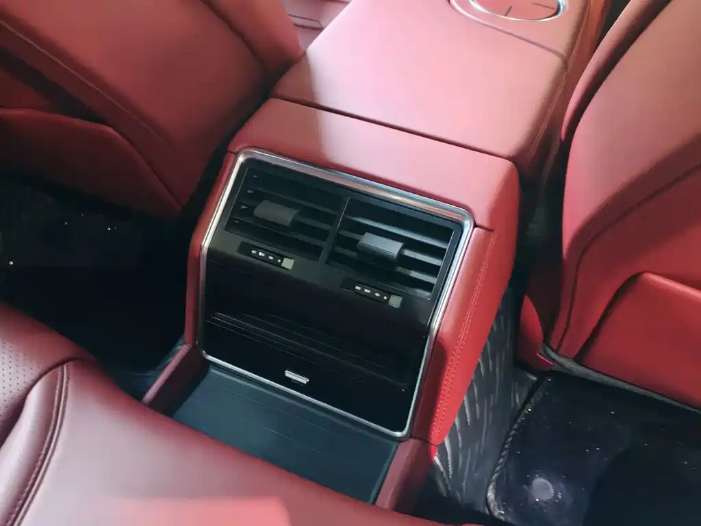 Porsche Panamera — миниатюра 8