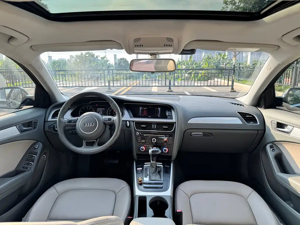 Audi A4L 2015 35 TFSI AT
