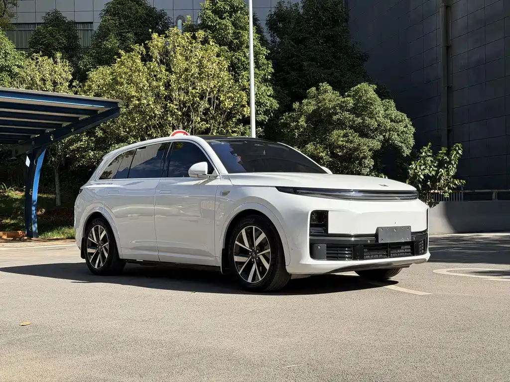 Li Auto Li L7 — миниатюра 2