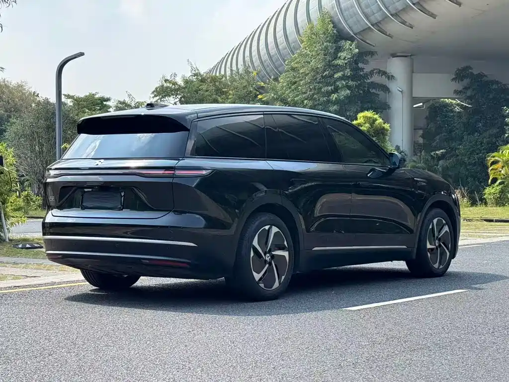 NIO ES8 — миниатюра 6