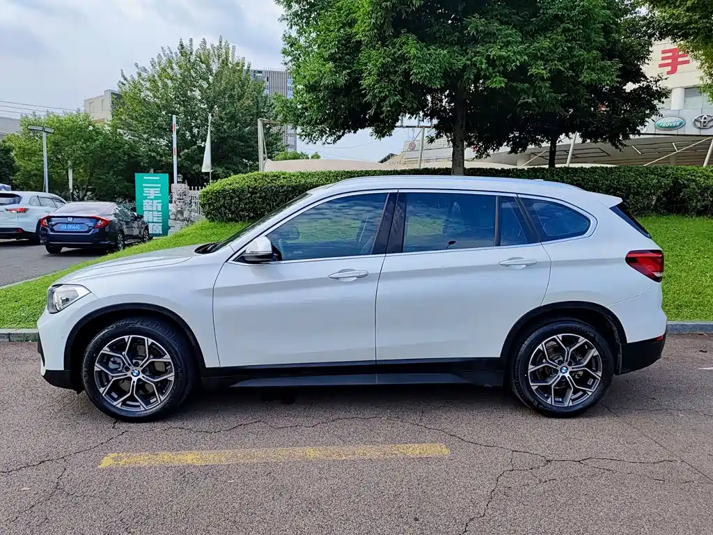 BMW X1 — миниатюра 3