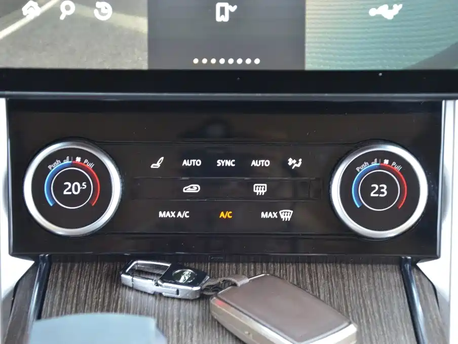 Land Rover Range Rover — миниатюра 7