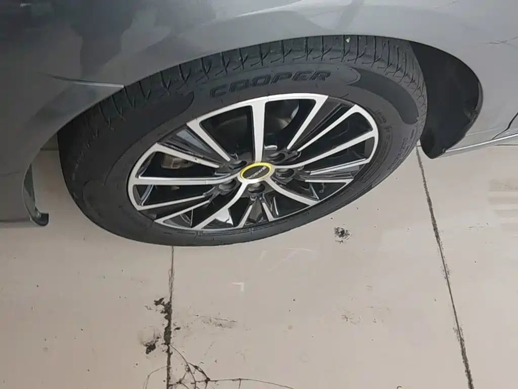 Roewe i5 — миниатюра 23