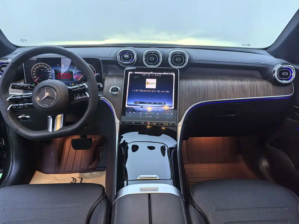 Mercedes-Benz GLC — миниатюра 9
