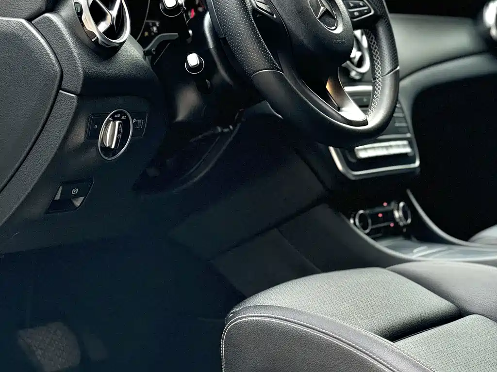 Mercedes-Benz GLA — миниатюра 14