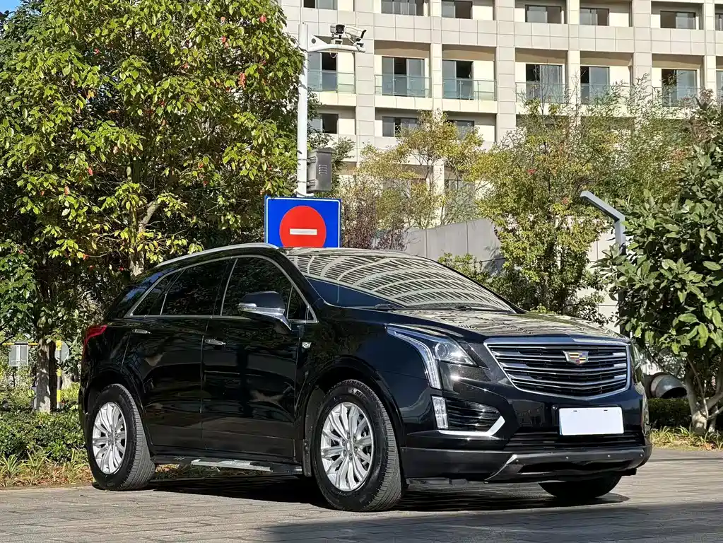 Cadillac XT5 — миниатюра 3