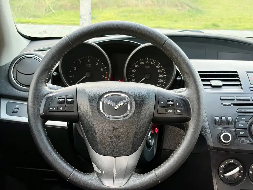 Mazda 3 Xingcheng — миниатюра 24