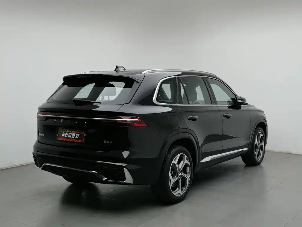 Geely Xingyue L — миниатюра 2