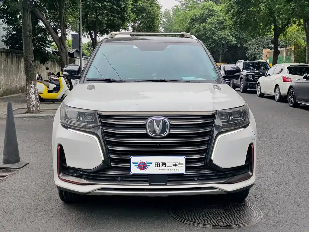 Changan CS95 — миниатюра 2