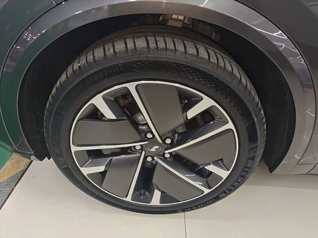 Li Auto Li L9 — миниатюра 23