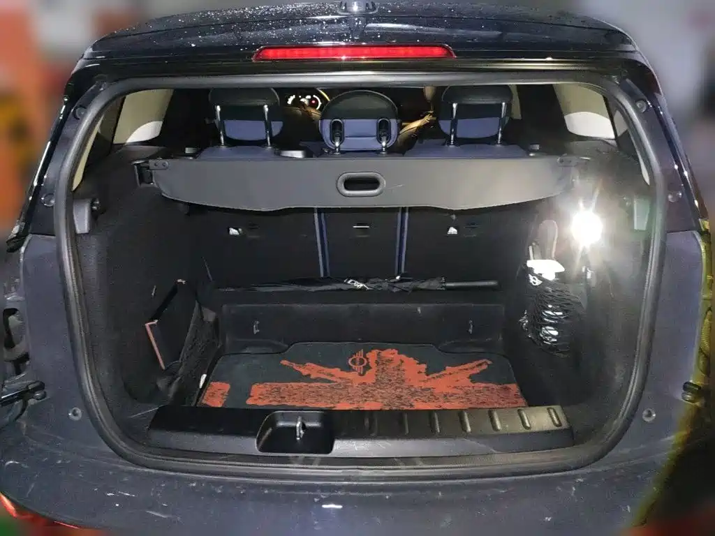 MINI Mini Clubman — миниатюра 15