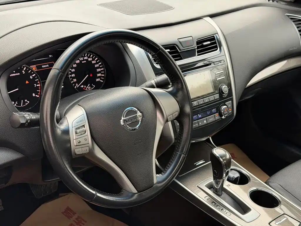 Nissan Teana — миниатюра 7