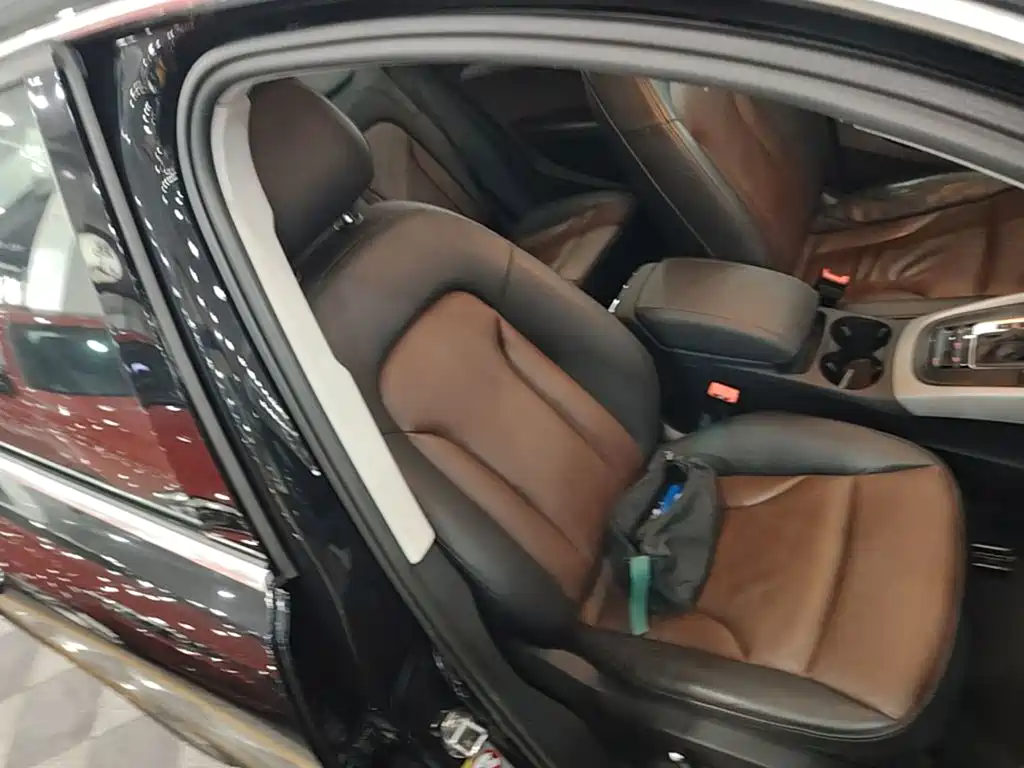 Audi Q5 — миниатюра 25