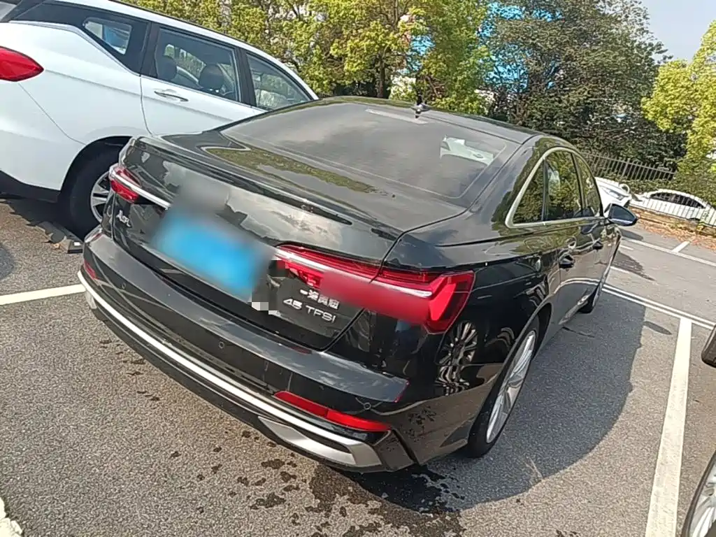 Audi A6L — миниатюра 7