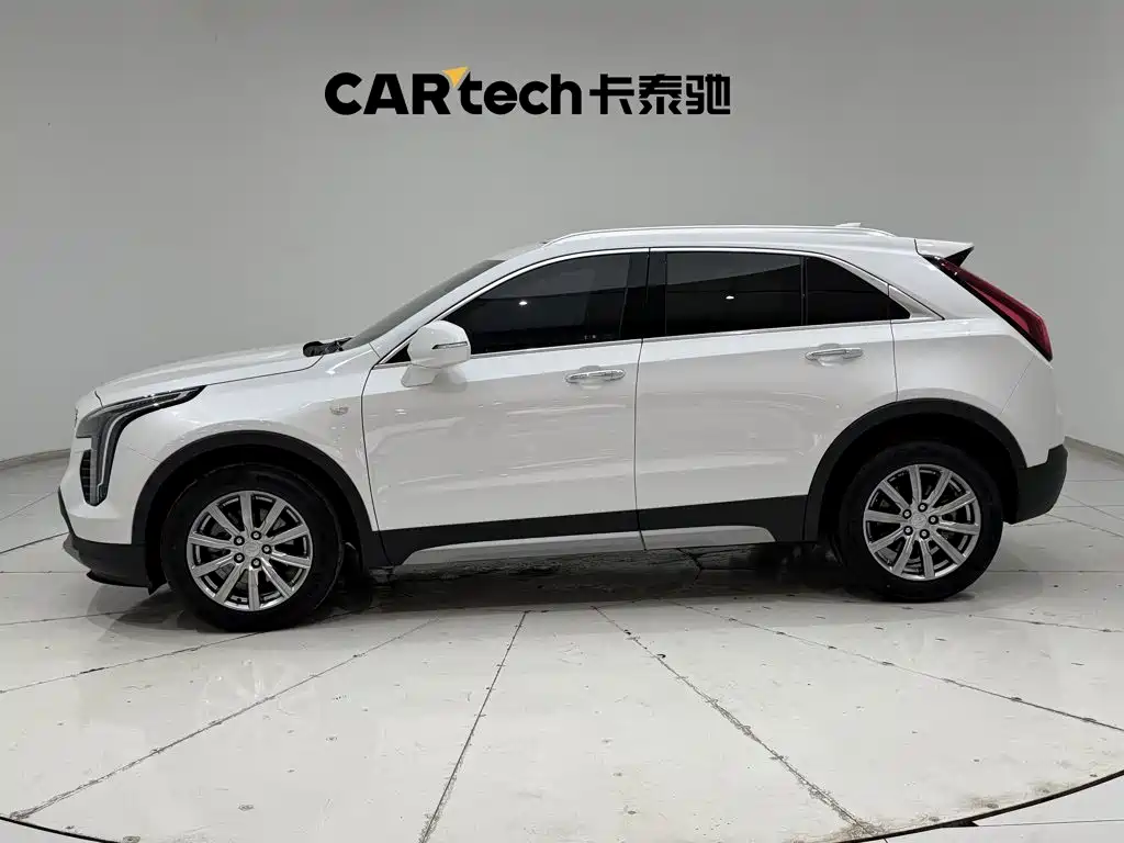 Cadillac XT4 — миниатюра 8