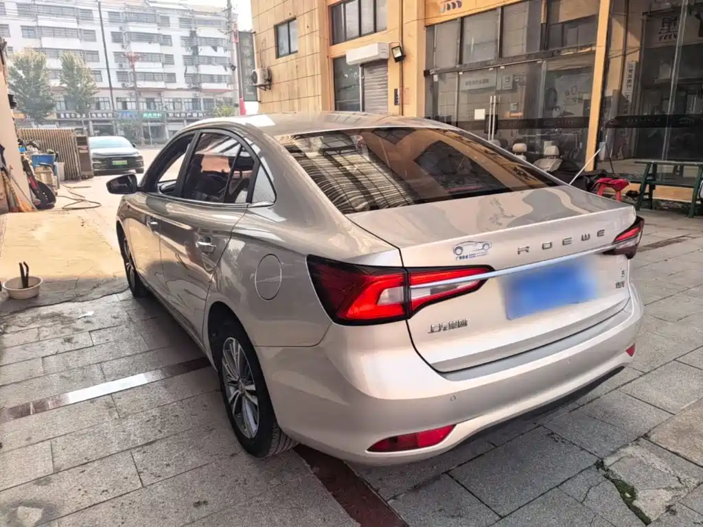 Roewe i5 — миниатюра 5