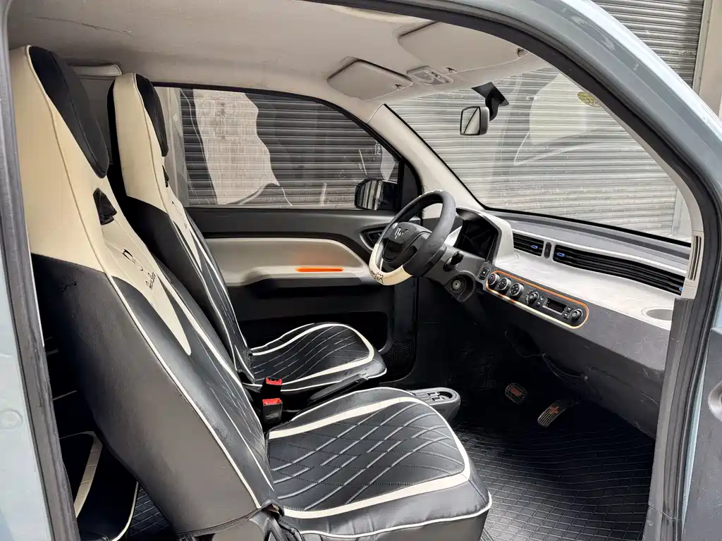 Wuling MINIEV — миниатюра 8