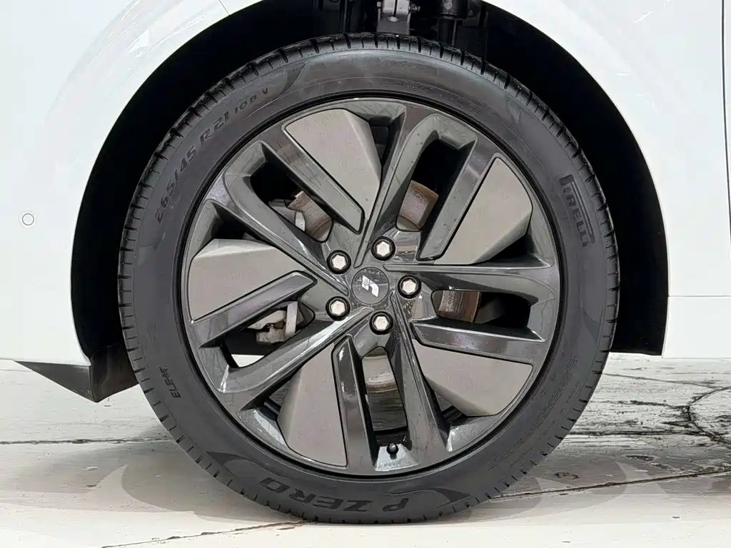 Li Auto Li L6 — миниатюра 11