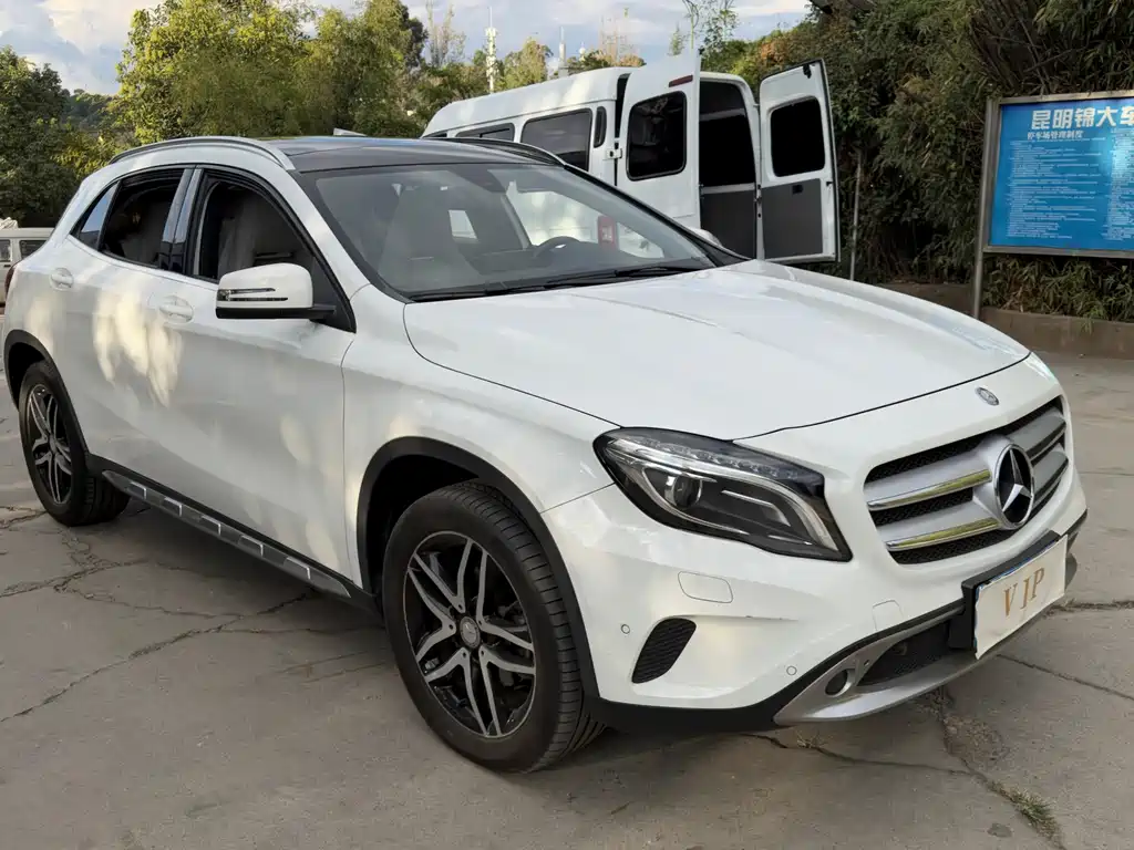 Mercedes-Benz GLA — миниатюра 17